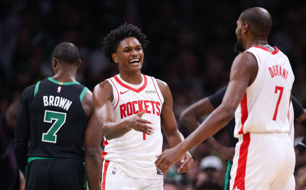 NBA精彩回放：湖人绝杀凯尔特人,（NBA高光回顾：湖人压哨绝杀凯尔特人）