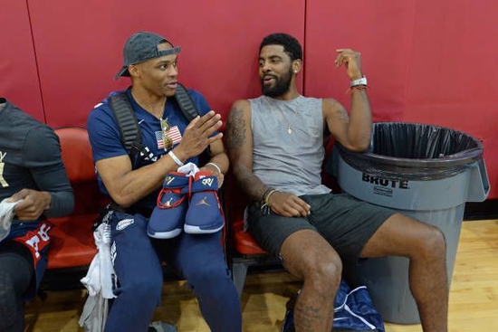 NBA：独行侠击败骑士 东契奇全场数据爆炸（NBA：独行侠战胜骑士 东契奇数据炸裂）