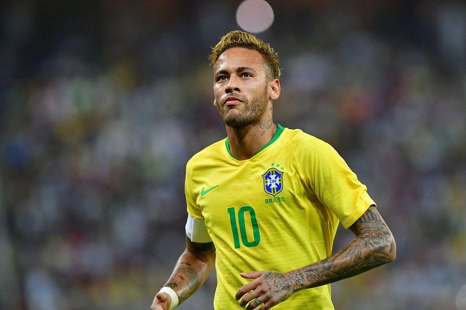 哈维-西蒙斯闪耀全场助热刺胜出获最佳球员（哈维-西蒙斯大放异彩助热刺取胜 荣膺全场最佳）