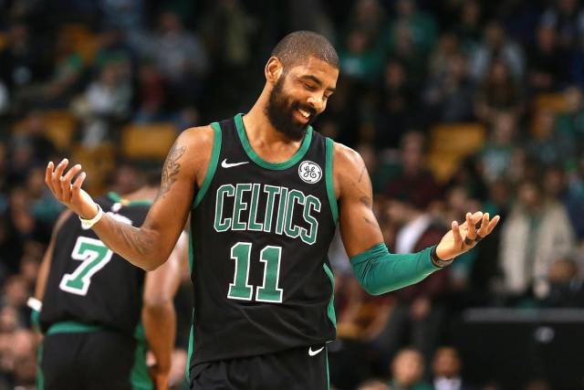 那不勒斯官方：洛博特卡在意杯赛前热身时左腿后胫肌拉伤（那不勒斯通报：洛博特卡意大利杯赛前热身左腿后胫肌拉伤）