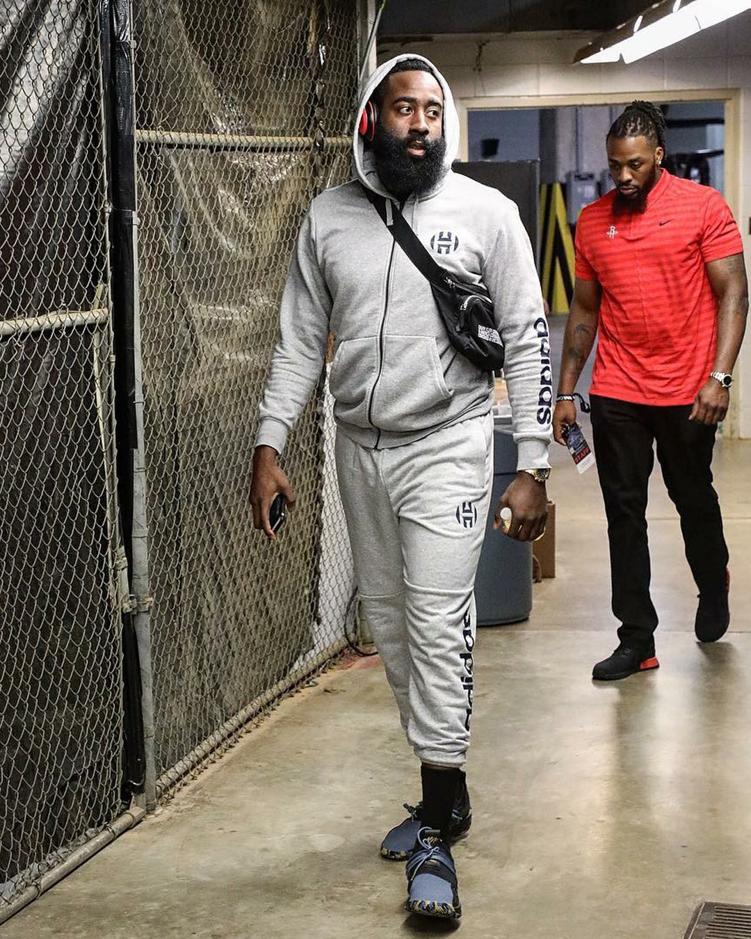 科莫总监：除为帕斯提供比赛与成长环境，我不知道还能做什么（科莫总监：除了给帕斯出场机会和成长土壤，我也想不到还能做什么）