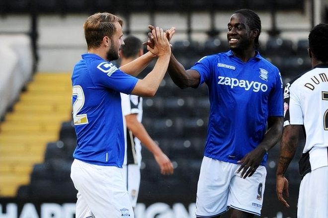 战海港两射一传，林加德加盟首尔65场比赛以来首次单场造3球（对海港梅开二度+送助攻，林加德加盟首尔后65场首次单场参与3球）