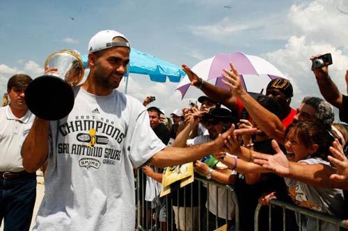 英超球队伤病更新：阿森纳多名主力缺阵,（英超伤情快报：阿森纳多位主力因伤缺席）