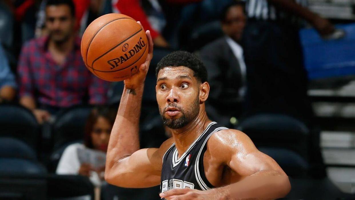 福冈黄蜂vs大阪钢巴首发：名古新太郎、奥拔侃志先发（首发公布：福冈黄蜂迎战大阪钢巴，名古新太郎与奥拔侃志首发登场）