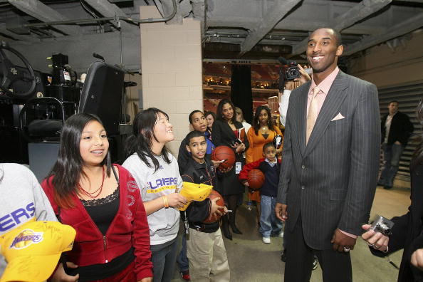 阿拉维斯后卫：巴萨很强，但我们将拼上性命力争带走三分（阿拉维斯后卫：巴萨实力强劲，我们将不惜一切争夺三分）