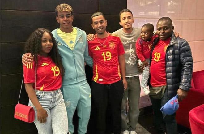 凯尔特人以138-129击败魔术，凭借高命中率和高效进攻取得关键胜利。（凯尔特人手感火热，138-129力克魔术拿下关键一战）