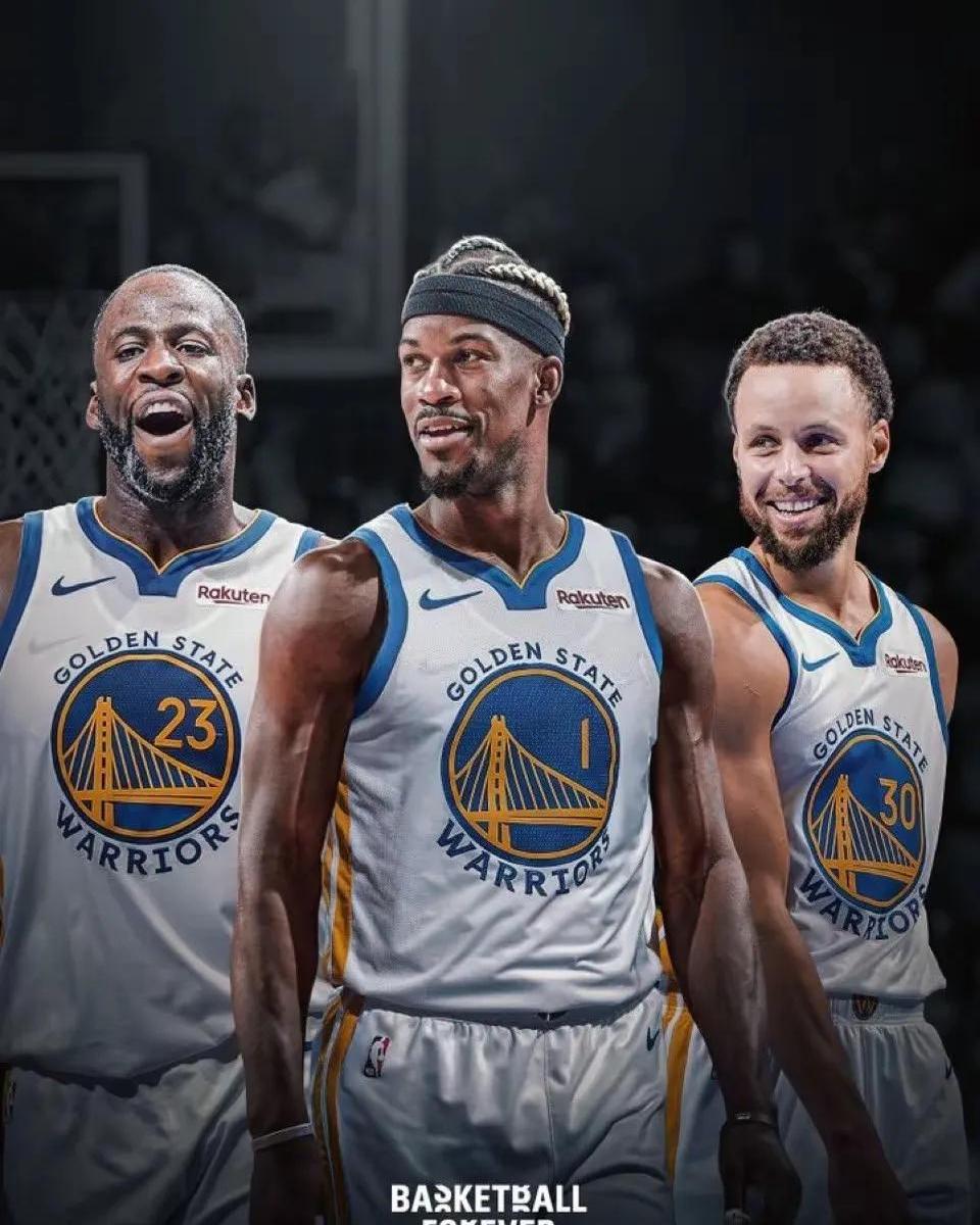 巴黎主帅战术受质疑（巴黎主教练战术引发质疑）