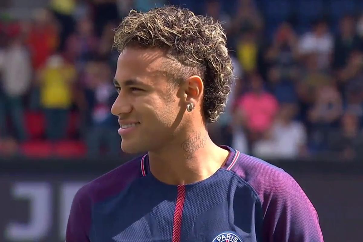 穆里尼奥：这是美妙的夜晚，我们掌控了比赛理应战胜那不勒斯（穆里尼奥：美妙之夜！我们掌控比赛，击败那不勒斯实至名归）