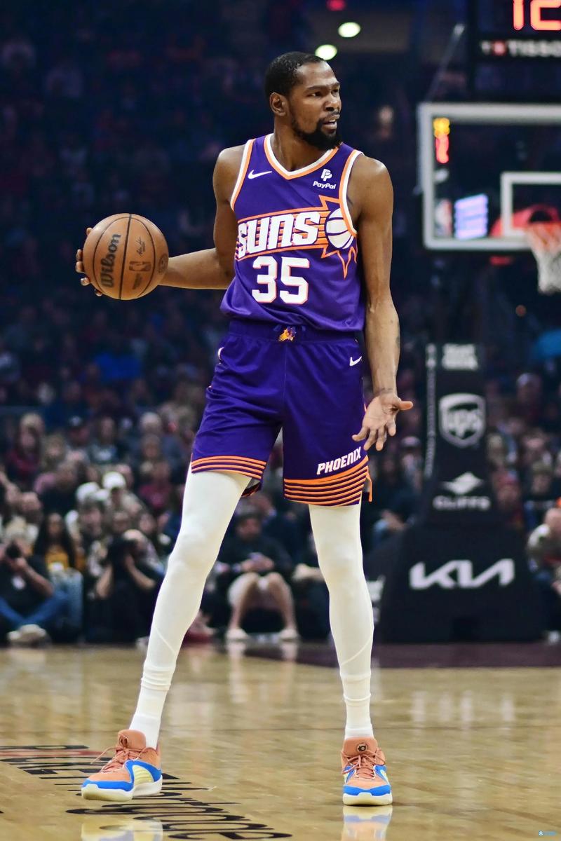 队记：莫兰特符合开拓者的快节奏打法，可用亨德森或夏普交易（队记者：莫兰特契合开拓者快节奏体系，或以亨德森／夏普为交易筹码）